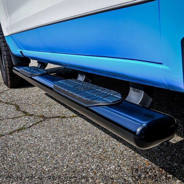 Westin Automotive 19-C SILVERADO/SIERRA 1500/20-C SILVERADO/SIERRA 2500/3500 CREW CAB BLACK PRO TRAXX 6 OVAL NERF BARS 21-64135 - main